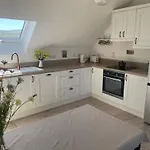 Διαμέρισμα Two Bedroom Deluxe Sea View Guest