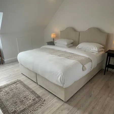 Two Bedroom Deluxe Sea View Guest Inis Mor