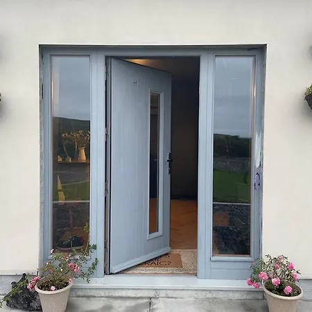 アパート Two Bedroom Deluxe Sea View Guest