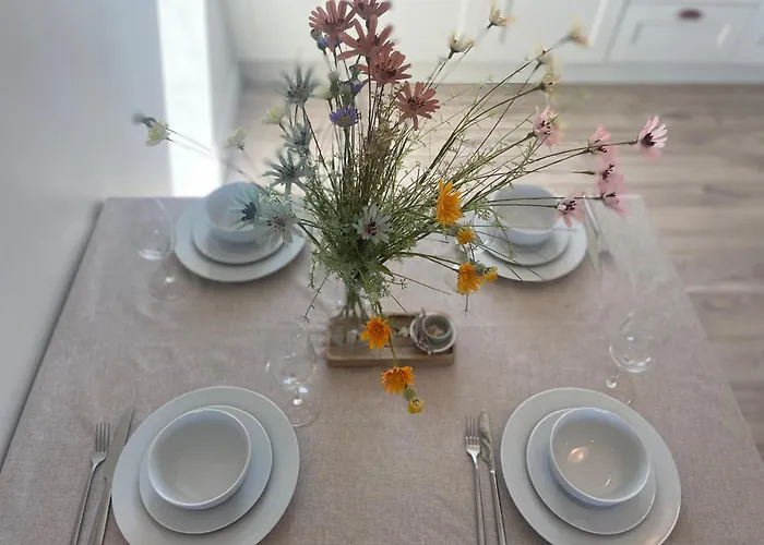 Two Bedroom Deluxe Sea View Guest Apartment Inis Mor